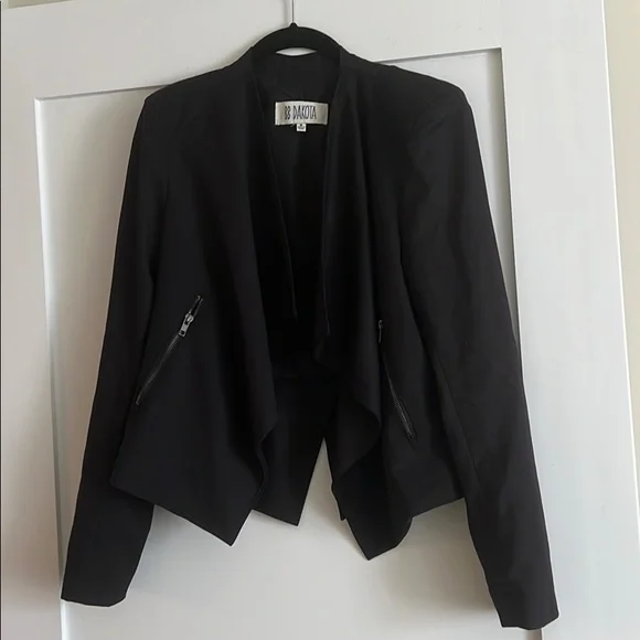 Jacket - Picture 1 of 3